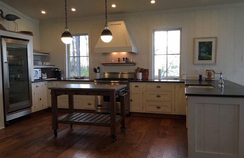 North East Cabaña | Lake Erie Lakefront Cottage construido a medida