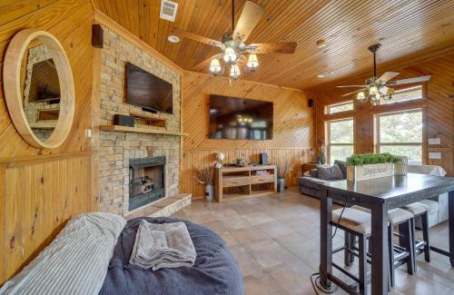 Hoyt Casa | Lake Eufaula Cabin with Hot Tub and Large Deck