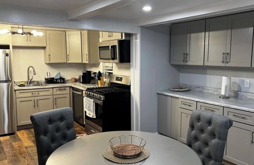 Halifax Casa | Lake front Bliss/ Your perfect get away on the water.