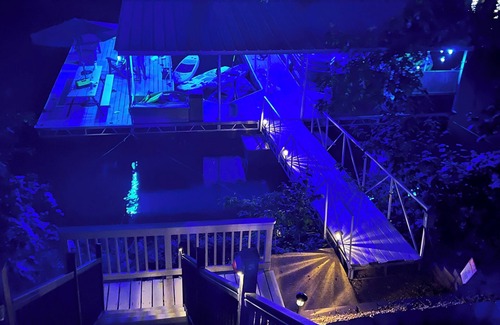 McColley Casa | WATERFRONT Cottage aparece en "HGTV" Sleeps 10