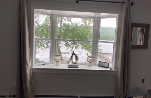 Hewitt Casa | Lake front home on Greenwood Lake