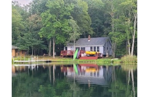 Town of Highland Casa | Lake Front Home