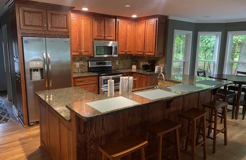 Mount Gilead Casa | Lake front home with great dock for relaxing downtime and action packed days.