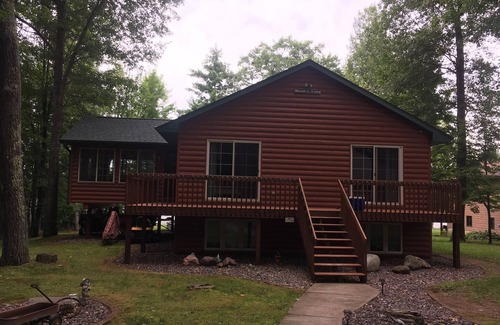 Chief Lake Cabina | Lake FrontHome Chippewa Flowage. Great swim area with gradual slope sandy lake