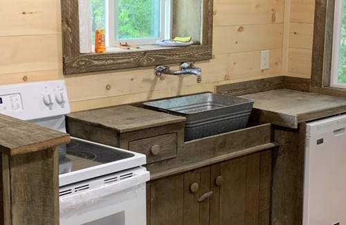 North Lake George Casa | Lake George Waterfront Cabin