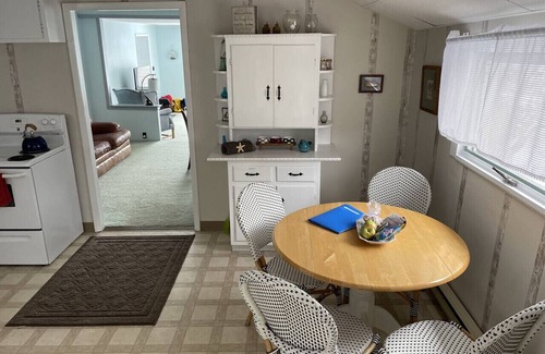 Mayville Cabaña | Lakefront Cottage W Dock, Fire Pit + BBQ junto a Marina y Beauties of Mayville