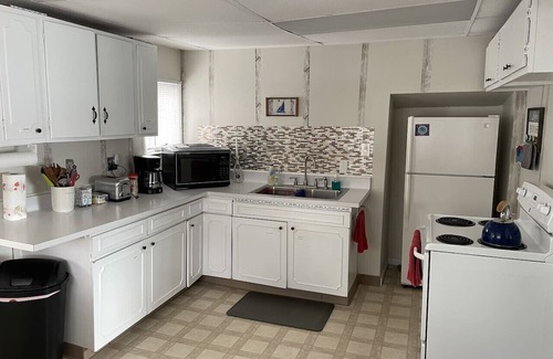 Mayville Cabaña | Lakefront Cottage W Dock, Fire Pit + BBQ junto a Marina y Beauties of Mayville