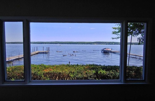 Mayville Cabaña | Lakefront Cottage W Dock, Fire Pit + BBQ junto a Marina y Beauties of Mayville