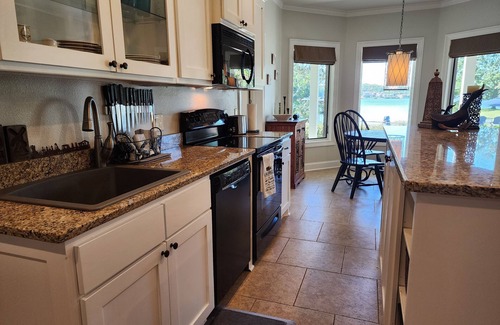 Mid America Casa | Lake Hamilton Lake House
