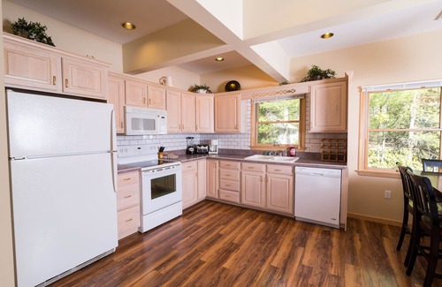 Lake Harmony Hotel | Lake Harmony Inn