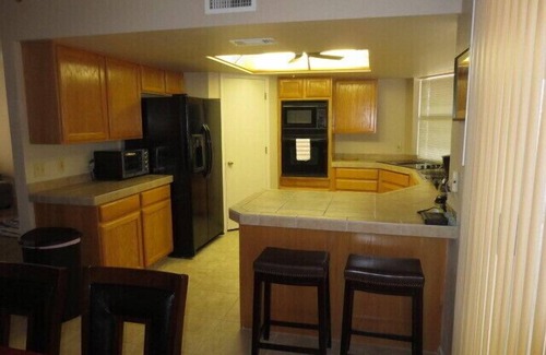 Lake Havasu City Casa | Havasu Home con piscina climatizada, a minutos del lago, pájaros de nieve especial noviembre y diciembre