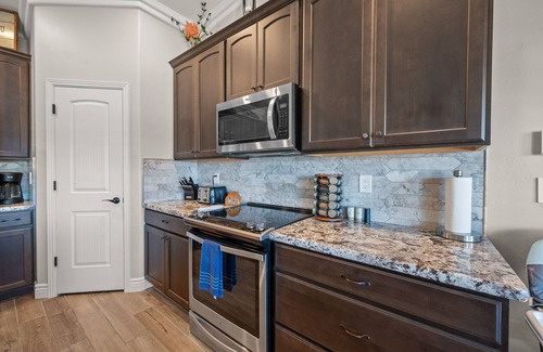 Lake Havasu City Casa | Lake Havasu Luxury Oasis: Heated Pool/spa Mini golf