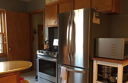 Grand Rapids Casa | Lake house gem! Minutes from the heart of Grand Rapids!