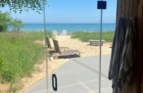 Hingham Casa | Lake House w/ 6-BR's, Sauna - Kohler-Andrae