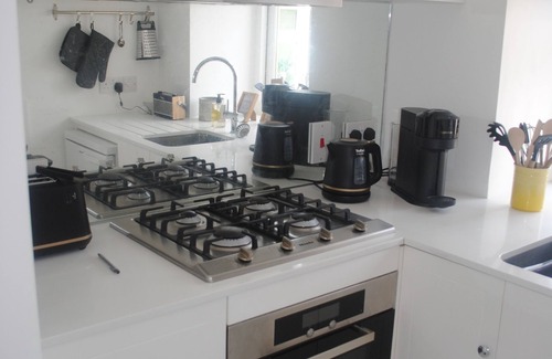 Honiton Apartamento | Lake Makers Cottage - Relaxing Apartment in the Quaint Market Town of Honiton
