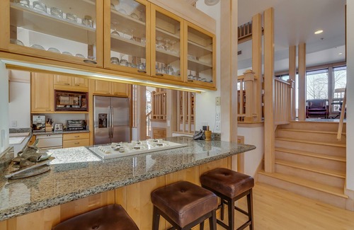 Stevensville Casa | Lake Michigan Beachfront Home