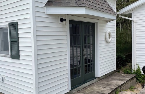 Montague Cabaña | Lake Michigan Vrbo Escape