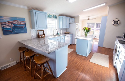Prosperity Casa | Lake Murray Lake Views Galore
