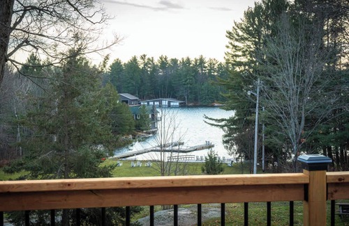 Muskoka Lakes Casa | Lake Muskoka 2-bedroom Cottage - Pier 100 #50