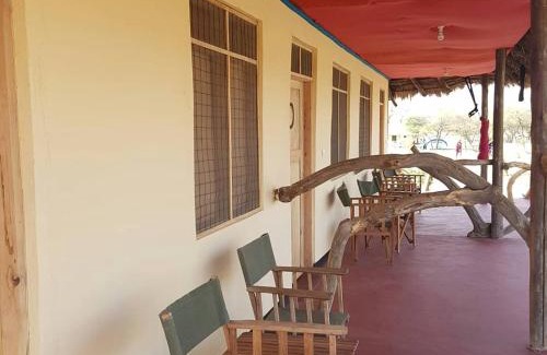 Lake Natron Cabina | Lake Natron Maasai giraffe eco Lodge and camping