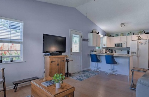 Mayhew Casa | Lake Norman Cottage