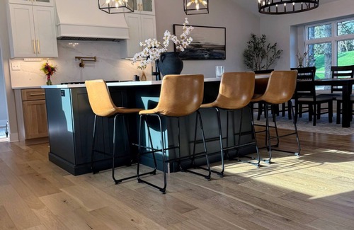 Panora Casa | Lake Panorama Luxe Retreat with Gourmet Kitchen & Stunning Sunsets