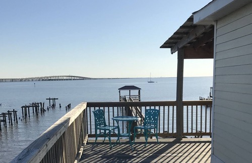 Slidell Casa | Lakefront Home w / Private Pier and Dock - a las afueras de Nueva Orleans