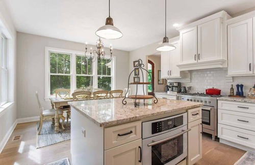 West Olive Casa | Lake Ridge | Hot Tub | New Listing
