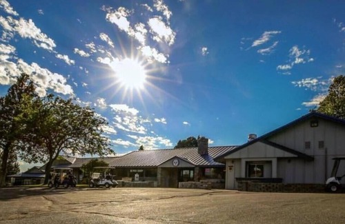 Weed Complejo | Lake Shastina Golf Resort