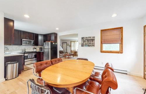 East Falmouth Casa | Lake Shore Living