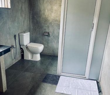 Nawala Casa | Lake Side Bliss