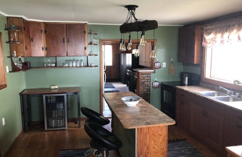 Harrison Casa | Lake StClair Belvedere bay hot tub 2 boat wells fishing paddle boards, kayak