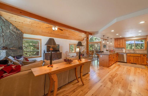 Truckee Casa | Lake Tahoe Truckee Paradise