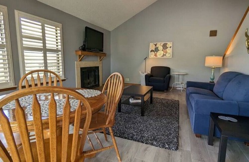 Holiday Island Casa | ~^~^~^Lake Vibes~^~^~^