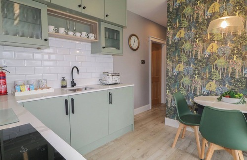 Newry Cabaña | LAKE VIEW HOUSE APARTMENT in Camlough, Northern Ireland
