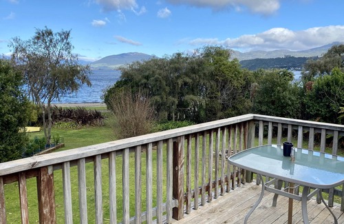 Kuratau Casa | Vista al lago, a nivel del lago, al lado del lago