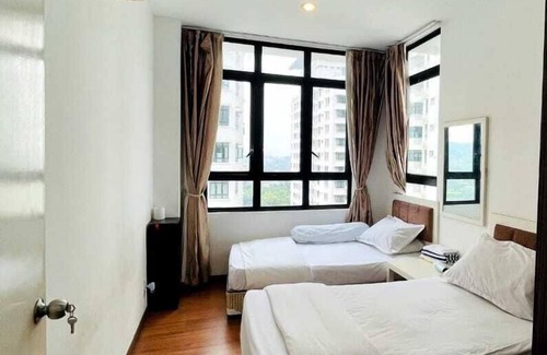 Seri Kembangan Casa | Lake view Resisdence