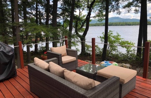 Tuftonboro Cabaña | Lago Winnipesaukee, cabaña de la isla Little Bear con muelle compartido