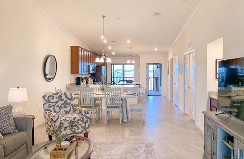 Lakewood Ranch Casa | Lakefront 2 BR Condo In Lakewood National - The Cortusa