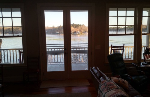 Gold Nugget Point Casa | Lakefront, casa de 7 habitaciones en el lago Murray!