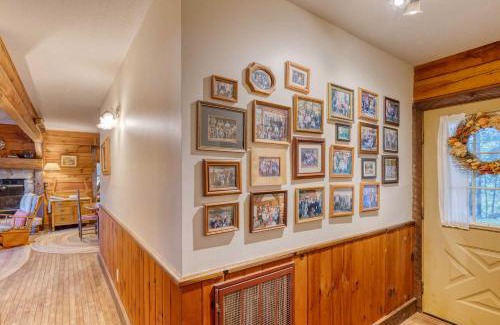 Blairsville Casa | Lakefront Blairsville Cabin with Deck and Dock!