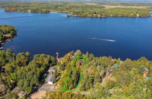 Tower Casa | Lakefront Cabin on Lake Vermilion Dock, Boat Lift