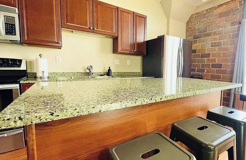Sandusky Condominio | Tarifas más bajas en las fechas de julio restantes-¡Reserve ahora! Chesapeake Lofts 1bd en agua