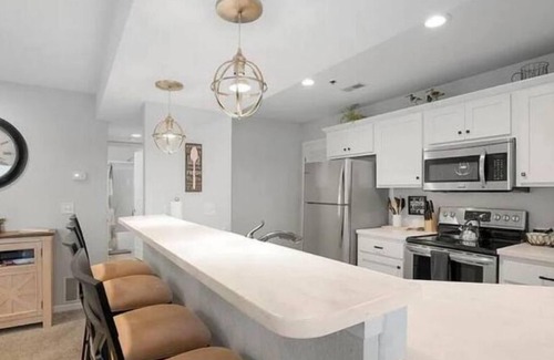 Lakeland Condominio | Lakefront Condo - Stunning Views