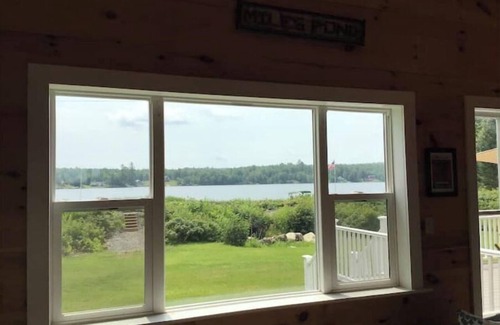 Concord Cabaña | Lakefront Cottage on beautiful Miles Pond w/dock.