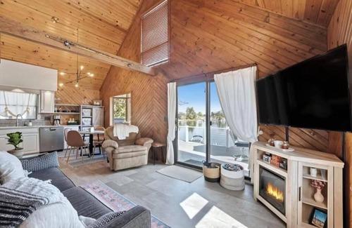 Leesburg Cabina | Lakefront~Cozy A Frame~Kayaks~Grill+Traeger