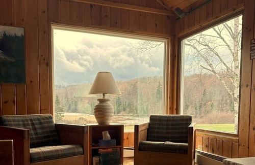 Indian Lake Cabina | Lakefront-Family & Pet Friendly-Adirondack Cabin