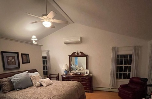 Town of Milo Casa | Lakefront Gem for 8-10 people with large lakefront outdoor entertainment area