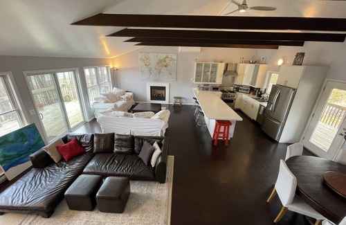 Milford Casa | Escapada contemporánea frente al lago * Pregunte sobre la tasa de caída especial * Menos de 2 horas NYC