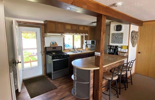 Manistique Cabaña | Lakefront getaway on Indian Lake with private dock